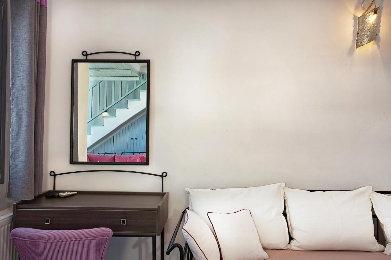 Ianthi Boutique Guesthouses Skýros Eksteriør bilde